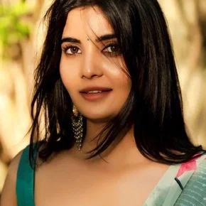 Photo star :  Madhuri Jain