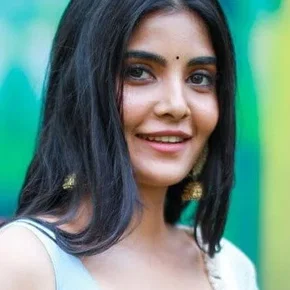 Photo star :  Madhuri Jain