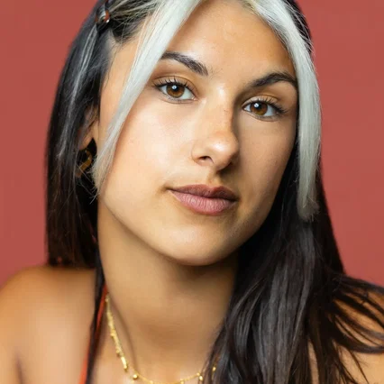  Nina Singh