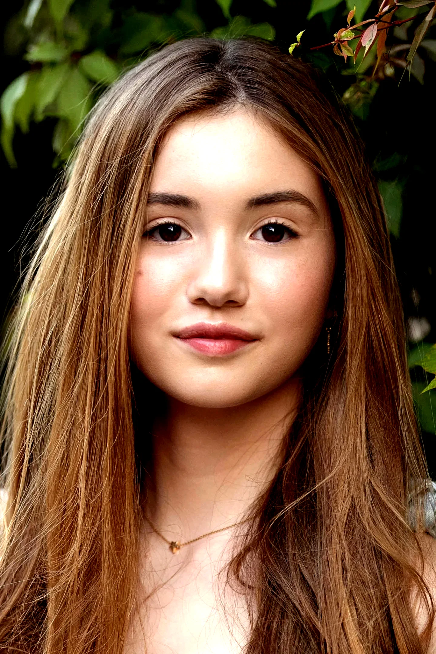  Lucy Paez