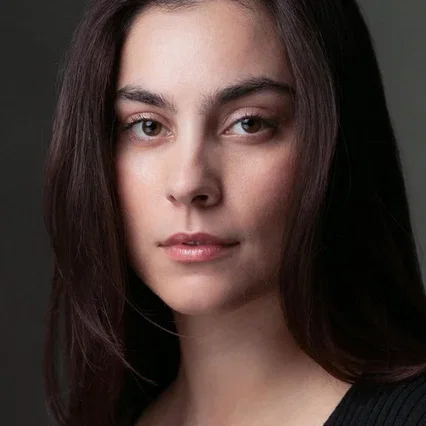  Priya Blackburn