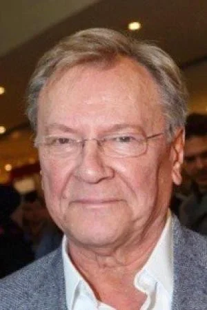  Сергей Шакуров