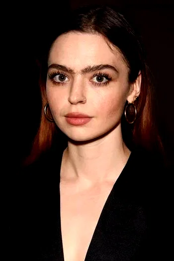  Noelle Perdue