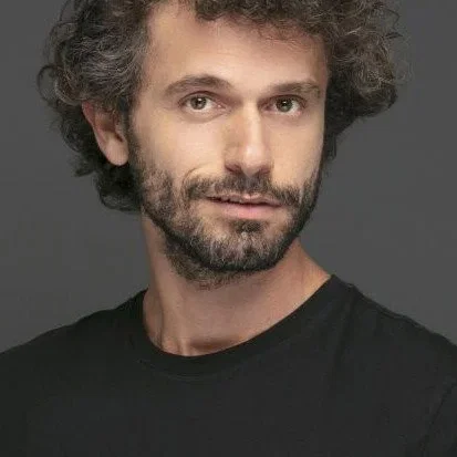  Yiğit Kirazcı