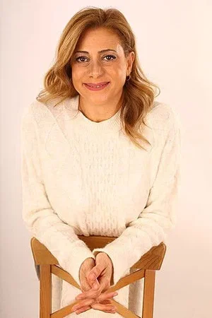  Hilla Sarjon