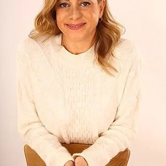  Hilla Sarjon