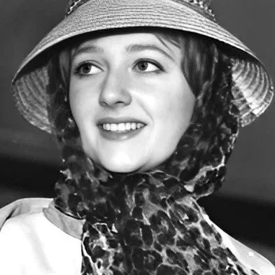 Polly Adams