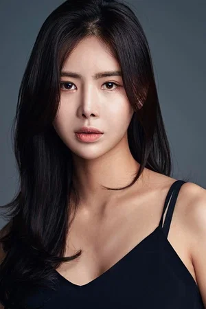  Park Kyoung-hee photo