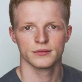 Photo star :  William Robinson