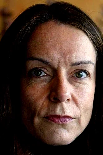  Nancy Palk
