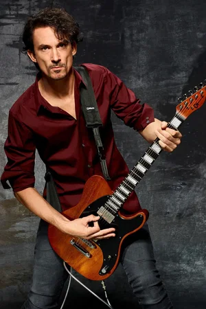  Joe Duplantier photo