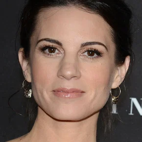 Photo star : Leah Cairns