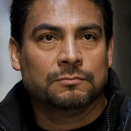 Eddie J Fernandez
