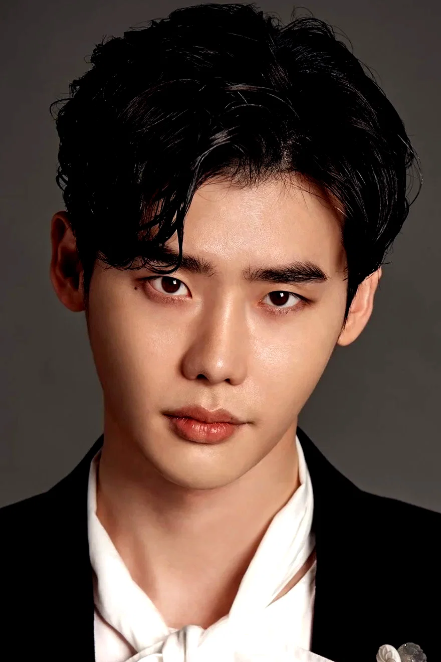 Jong-Suk Lee