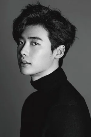  Jong-Suk Lee photo