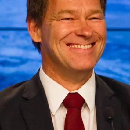  Hans-Jörg Koenigsmann