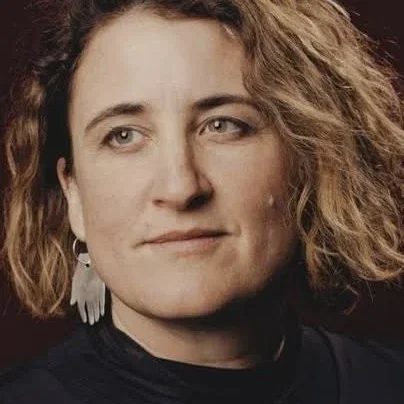  Sophie Hyde