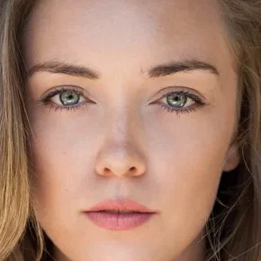 Photo star :  Ella Cannon