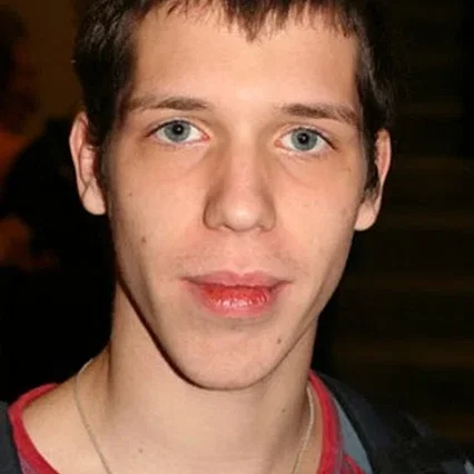  Евгений Харланов