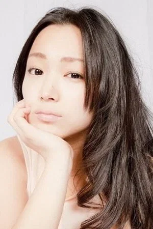  Aki Hiraoka photo