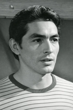  Cesar Torres