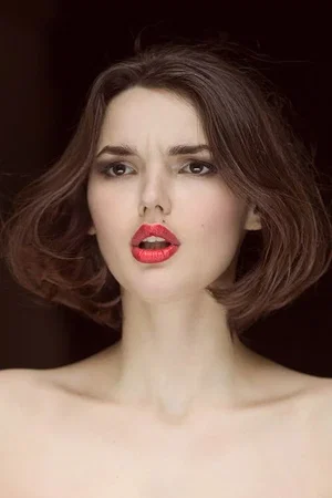  Valéria Nikov photo