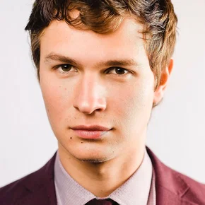 Photo star : Ansel Elgort