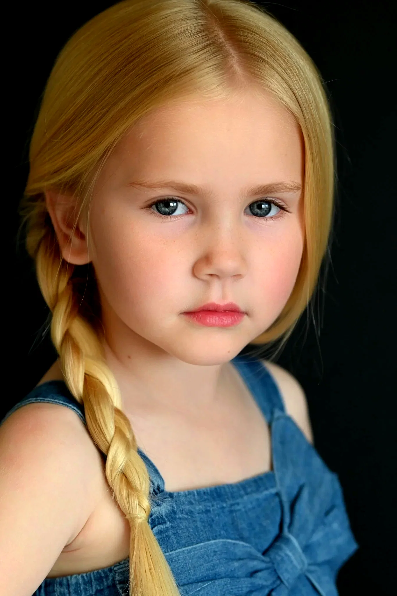  Emily Katherine Ford