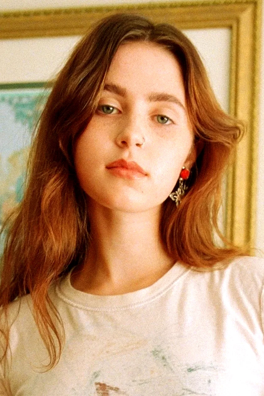  Clairo