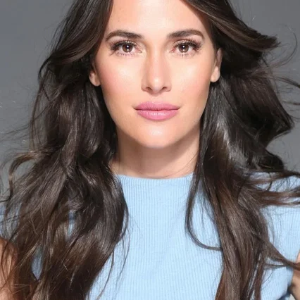  Irene Esser