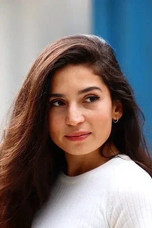  Sinem Kavus photo
