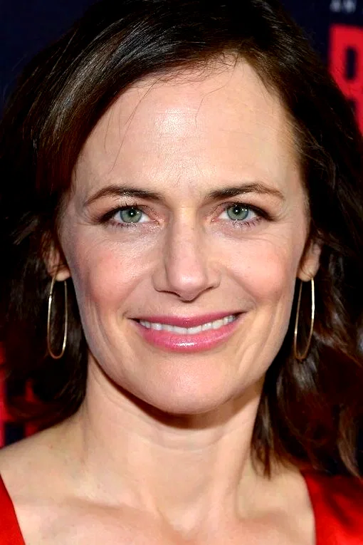 Sarah Clarke