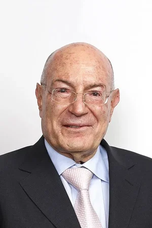  Arnon Milchan photo