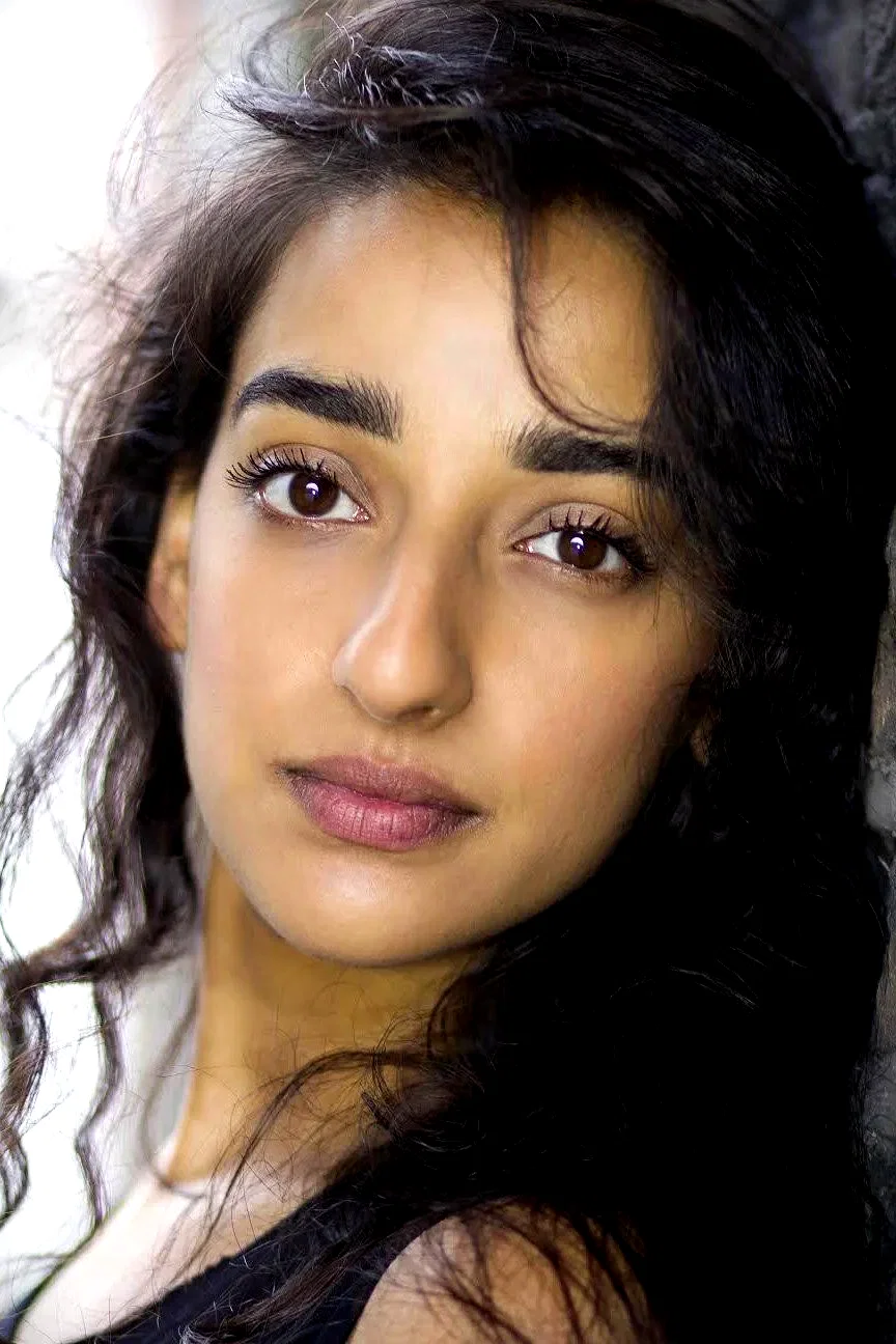  Kiran Sonia Sawar