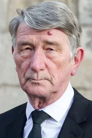 Ian Giles