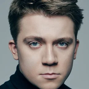 Photo star :  Сергей Походаев