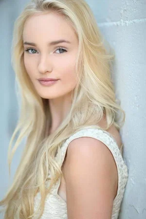  Maude Green photo