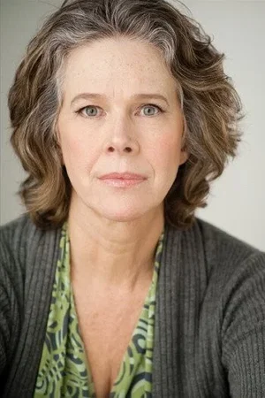  Iris Quinn