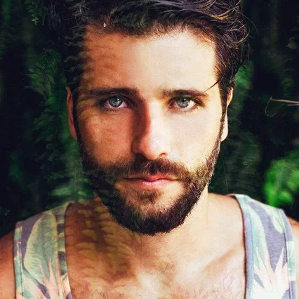  Bruno Gagliasso