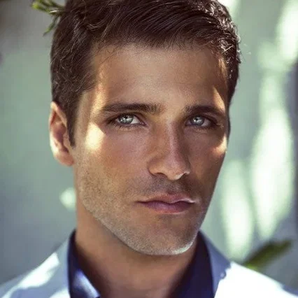  Bruno Gagliasso