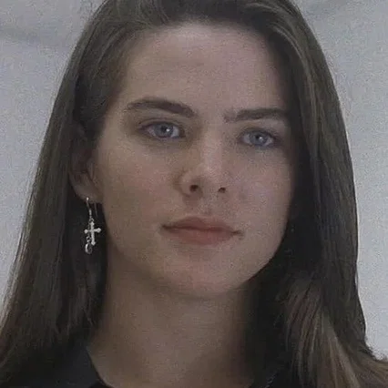  Samantha Scully