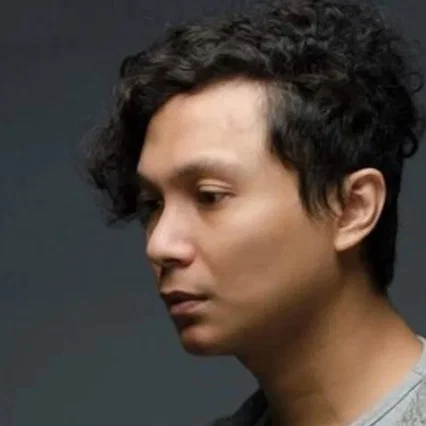  Nicco Manalo
