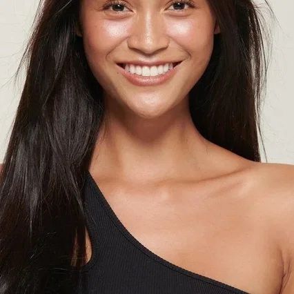  Bella Boonsang