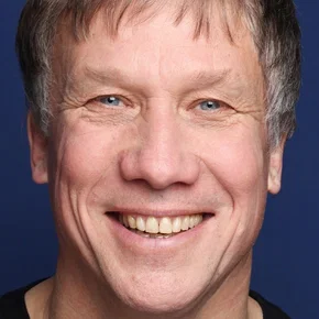 Photo star :  Peter Duncan