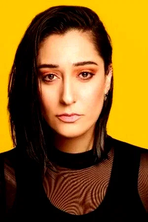  Victoria Sio