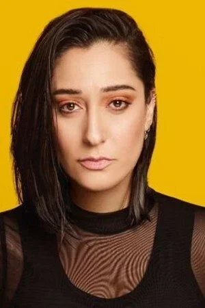  Victoria Sio