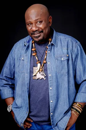 Sam Dede