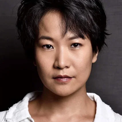  Shi-Wei Wang