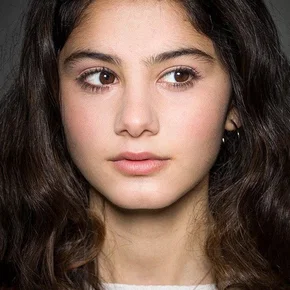 Photo star :  Helin Kandemir