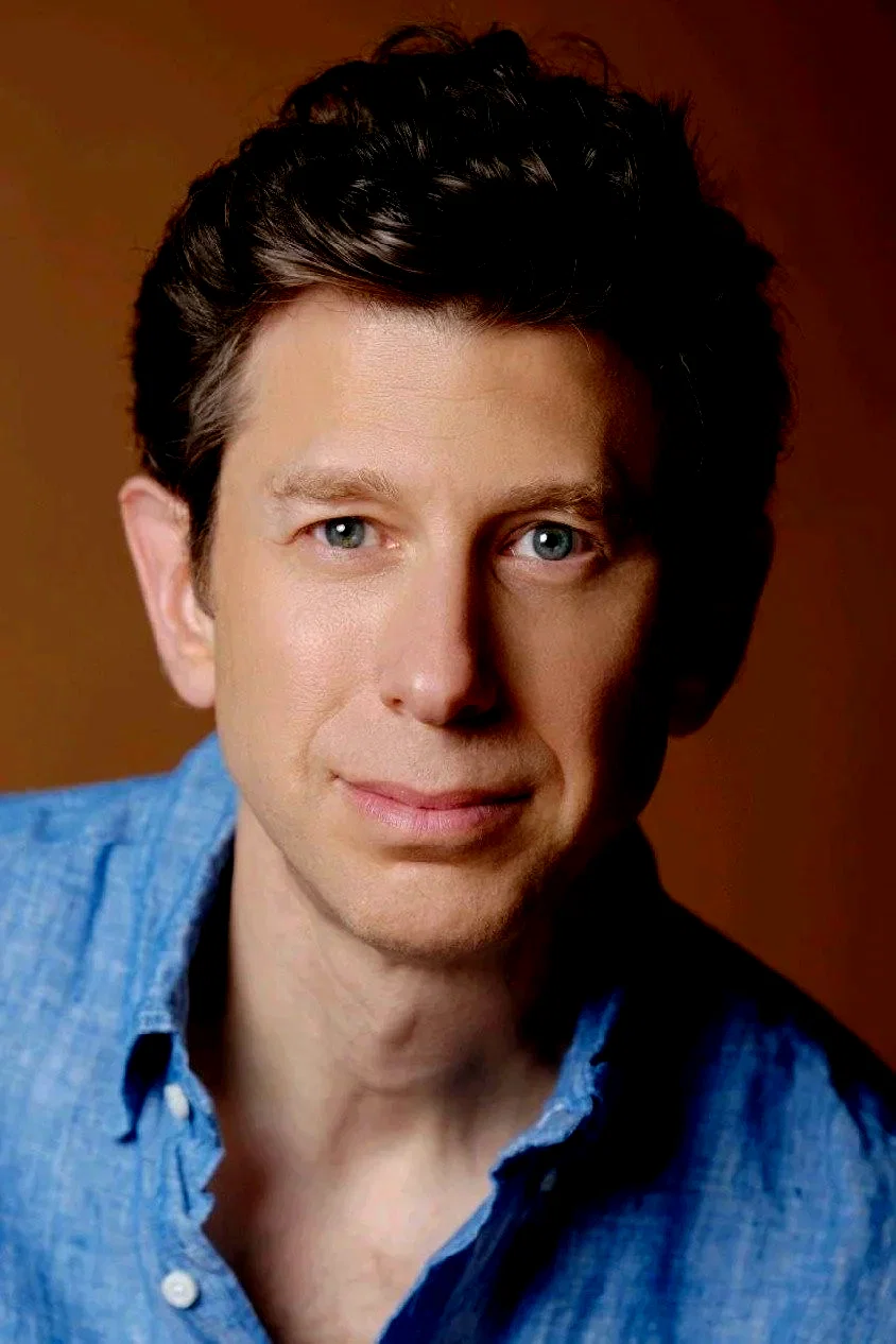  R.D. Robb